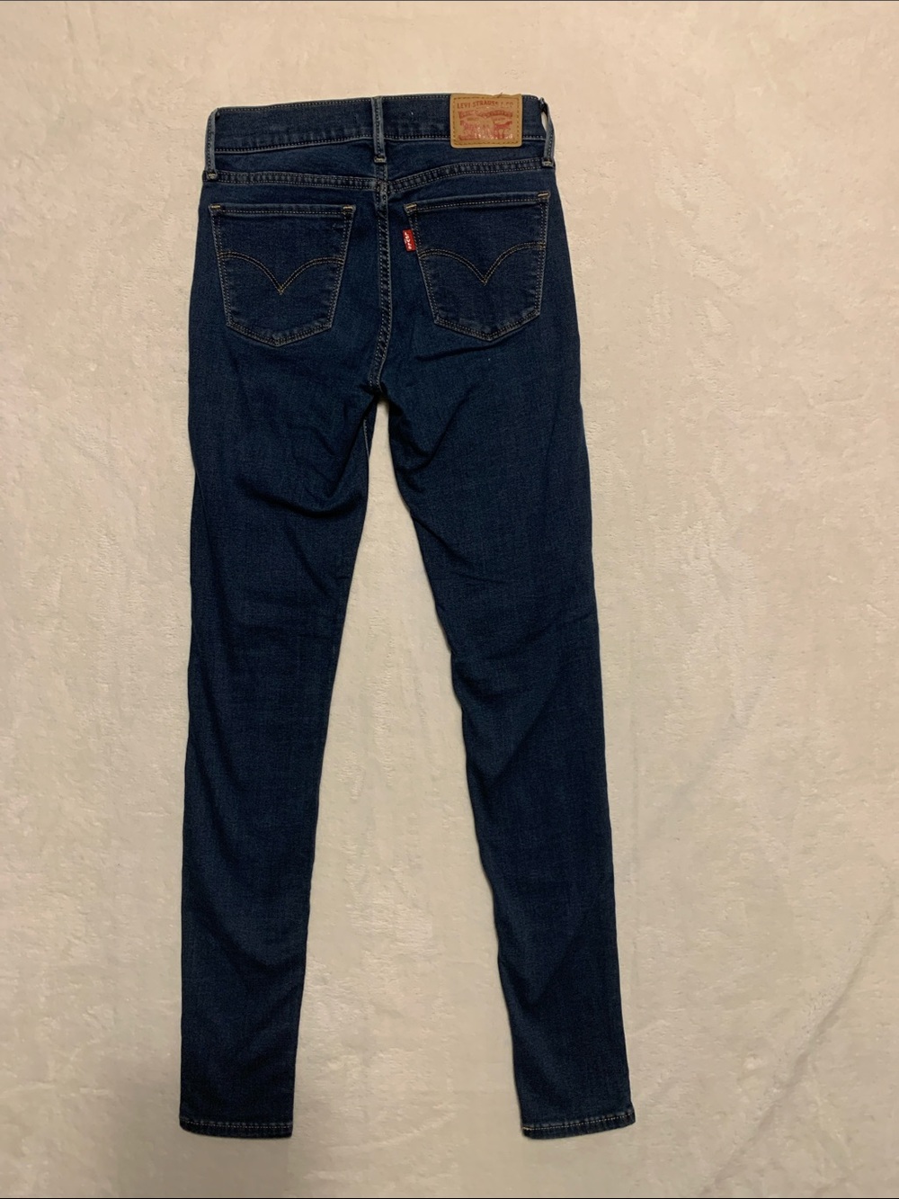 Levi’s 710 Super Skinny Jeans 25x32